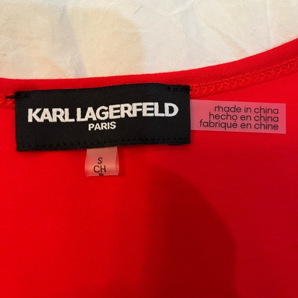 Karl Lagerfeld, square neck, 3/4 sleeve top with signature patch. Size small - Picture 6 of 8